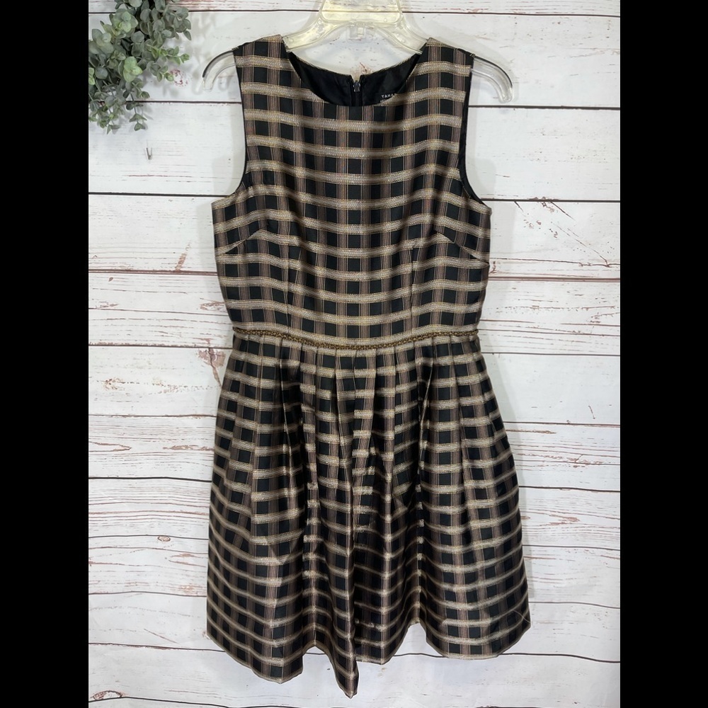 TAHARI dress